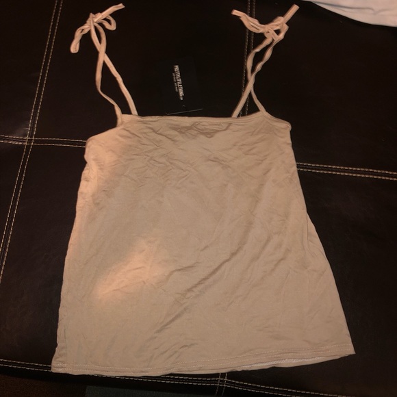 Tank with tie straps - Picture 1 of 3